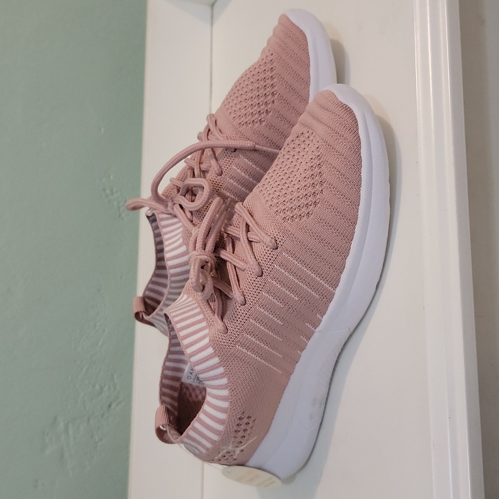 Danskin sneakers - 2 pairs - Picture 7 of 11